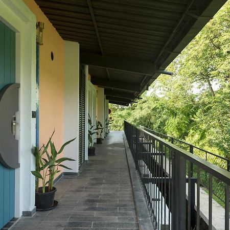 Hotel East India House Gorai Exterior foto